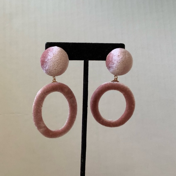 Tasha Velvet Oval Drop Earrings - Picture 5 of 7